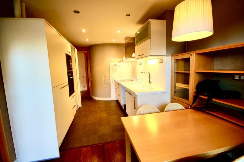 Foto dcc0fea7-49d2-484e-a219-228baccaba7c. Piso preciosa planta baja dúplex 180m más jardín y piscina privada, en exclusivo complejo torre vilana en Barcelona