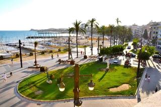Local commercial  Paseo de la ribera. Local en venta o alquiler en el passeig de la ribera paseo marít