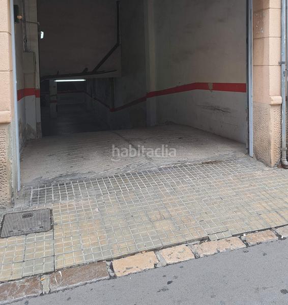 Foto 0c1ab47e-6936-4385-9f45-254831a9ce0b. Alquiler parking coche se alquila plaza de parking Centre en Sitges