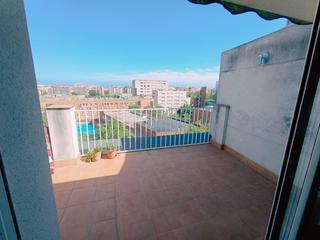 Rent Penthouse  Avenida de río de janeiro. Atico con preciosa terraza en alquiler temporal