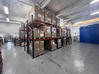 Nau industrial a Centre. Nave industrial en venta  santa coloma de gramenet