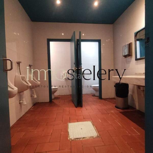 Foto 0045c05e-2c61-4d8c-ad11-4ec3a4506642. Location local commercial dans Sagrada Família Barcelona