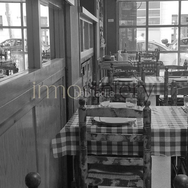 Foto e9cb13f0-77a2-4bea-a081-91ad97c4dd02. Lloguer local comercial a La Vila Olímpica del Poblenou Barcelona