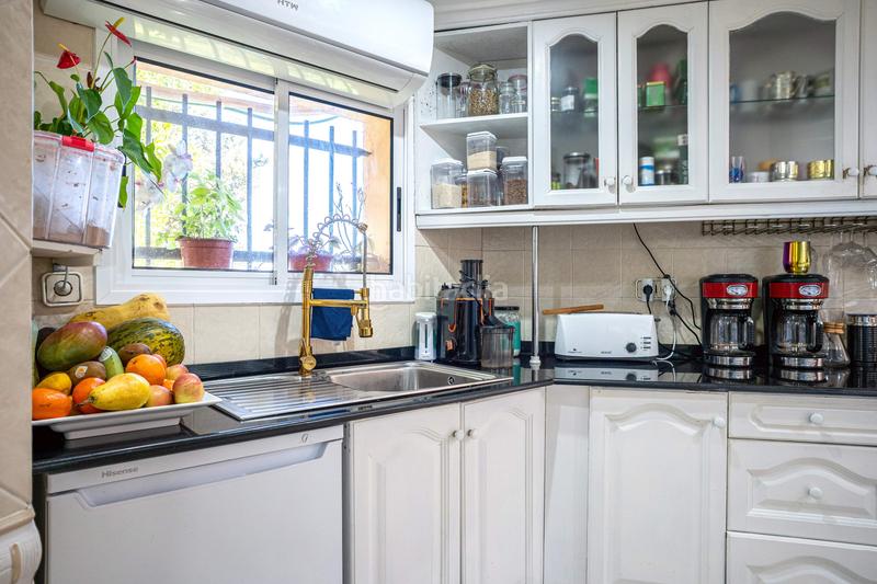 Foto f5f86470-6f23-4a9b-b77d-94ee8d03dd64. Casa carretera de vallvidrera al tibidabo en Sant Genís dels Agudells Barcelona