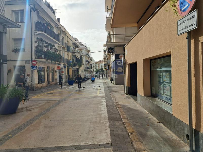 Foto 4a018edb-75b5-4cc9-bbcb-f806b87e2ed5. Alquiler local comercial alquiler local comercial en el centro . en Sitges