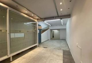 Lloguer Local Comercial  Passeig de maragall. Se alquila local en zona camp de l arpa