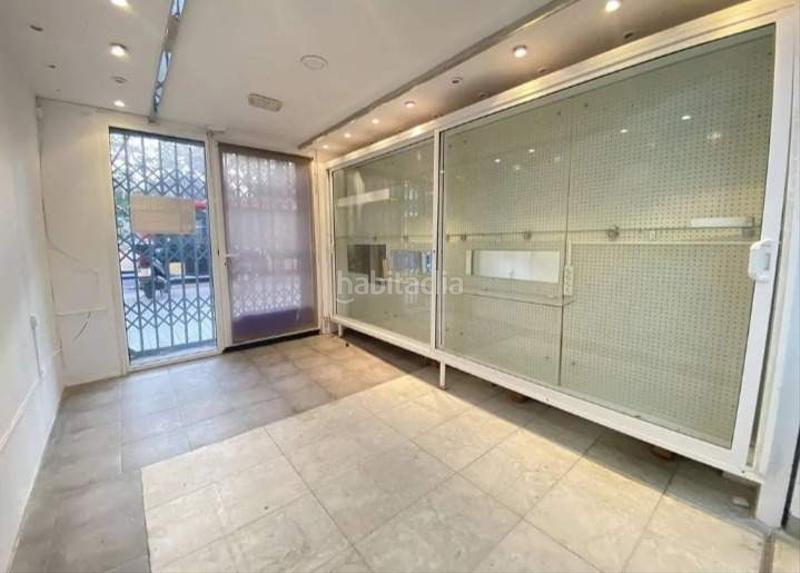 Foto 65b11122-de22-4669-8da2-8d2d8bdfcdf7. Rent business premise in Guinardó Barcelona