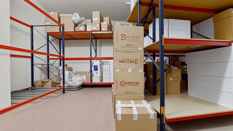 Foto 72b7ea1d-ba6a-44d4-9ee9-87c2e22399f8. Local comercial local diáfano de 300m2 en Riu Nord Santa Coloma de Gramenet