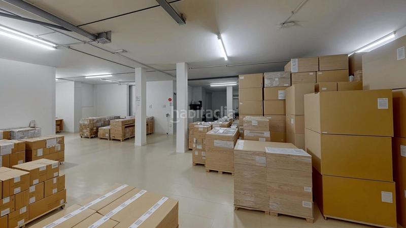 Foto a6a93374-9042-459e-a11c-d2fdee47c1cc. Local comercial local diáfano de 300m2 en Riu Nord Santa Coloma de Gramenet