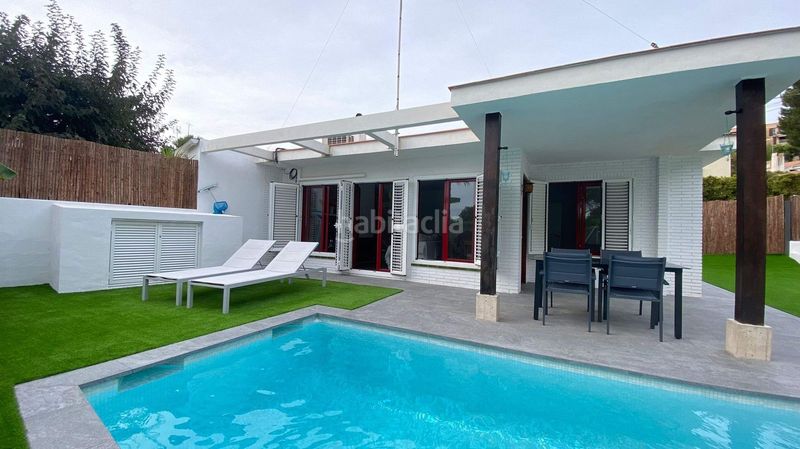 Foto 9dc95474-1b9b-42ca-bd8f-54f61ad35f89. Rent house with parking pool in Vallpineda-Santa Bàrbara Sitges