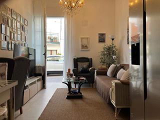 Appartement  Carrer alt del vinyet. Apartamento reformado en can pei.