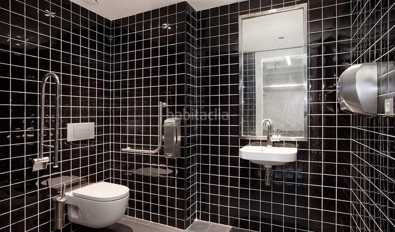 Foto 3d7b2fe0-f612-4227-92c5-5f22d4b8ced7. Rent business premise in La Nova Esquerra de l´Eixample Barcelona