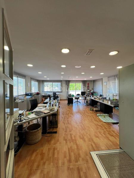 Foto 6126ad05-234f-48d2-8217-a97ef641e06b. Miete büro in Horta Barcelona