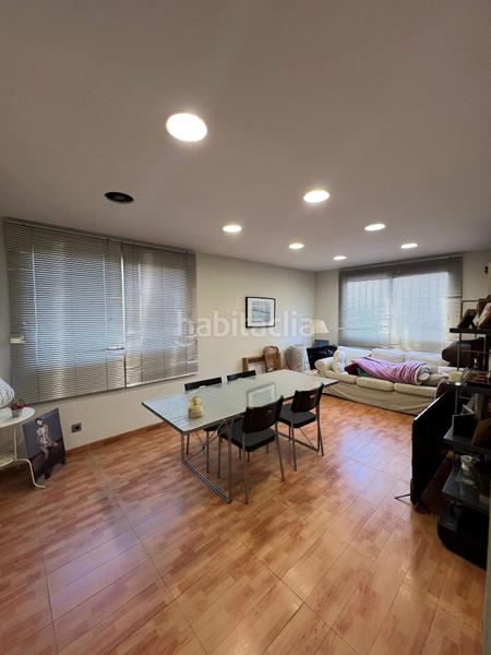 Foto c84b33b1-2736-4a4d-a820-6d547e6dbb76. Miete büro in Horta Barcelona