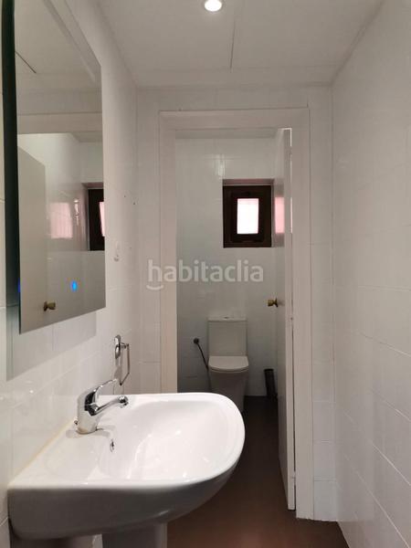 Foto 37fe86fd-2a9a-47d3-8398-5d92a32f2f40. Rent office space in Centre Cornellà de Llobregat