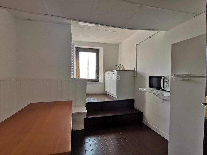 Foto 5499b1c1-0b9c-4eb2-8bc6-ae560bfc0944. Rent office space in Centre Cornellà de Llobregat