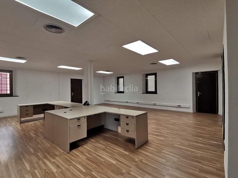 Foto 6f413f9a-96b7-443f-8cc2-3e91b5bf6f72. Rent office space in Centre Cornellà de Llobregat