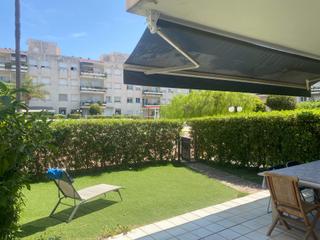 Etagenwohnung in Les Salines-Pla de Sant Pere. Piso en la playa  1 linea