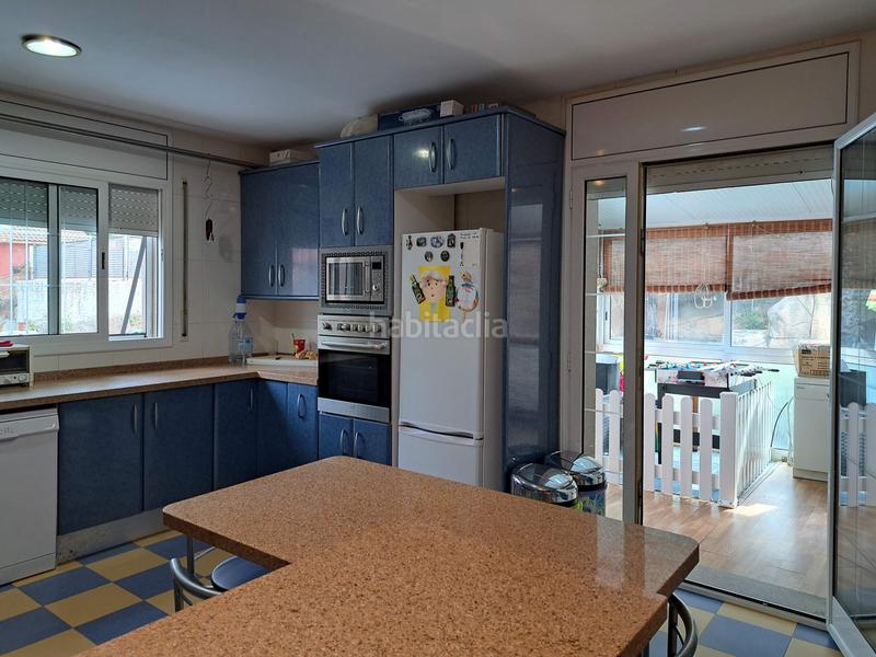 Foto 32d363b4-cb69-49a2-be1e-b85029d3d7a4. Casa amb calefacció piscina a Cervelló