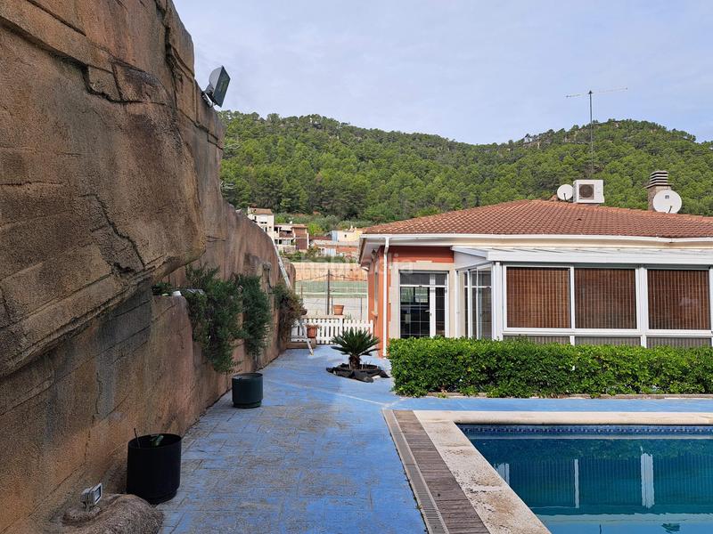 Foto b99e804a-8196-442f-84dc-d0d81392ba41. Casa amb calefacció piscina a Cervelló