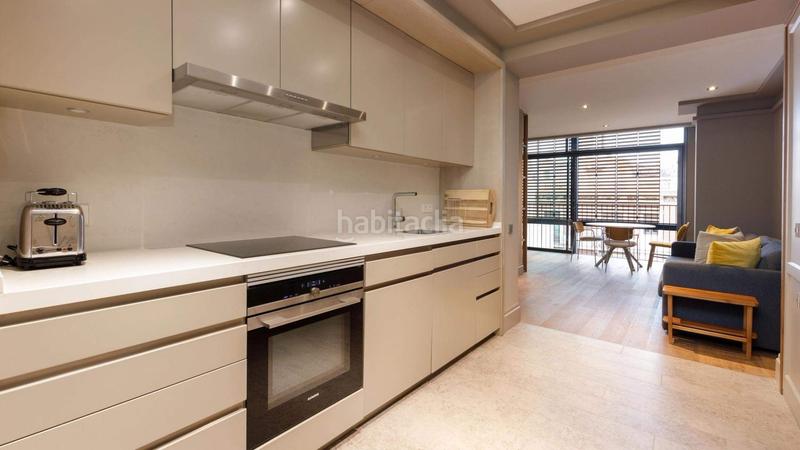 Foto bd76fdd7-b5df-471b-b4ae-1e95371783c0. Affitto appartamento con parcheggio in Vila de Gràcia Barcelona