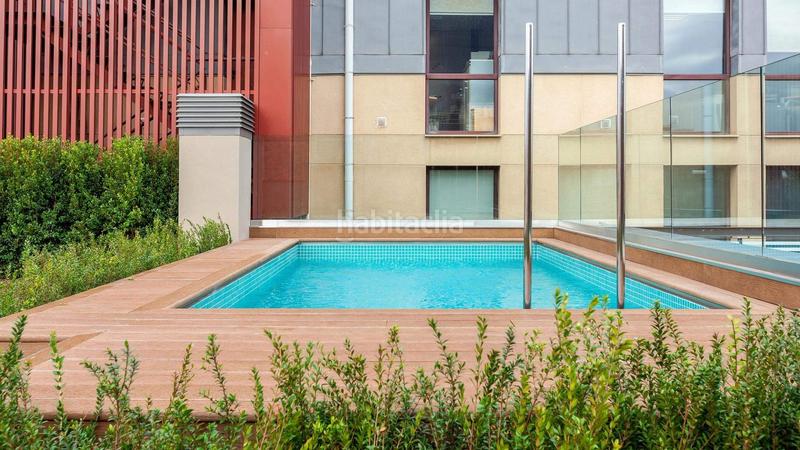 Foto c06d7ced-2484-4ddf-9df9-2b76a525bab2. Rent flat with parking in Vila de Gràcia Barcelona