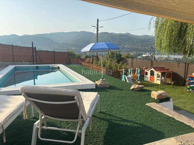 Foto 128ca0ff-9797-47c5-9704-18fd76cc74a2. Casa a Gelida