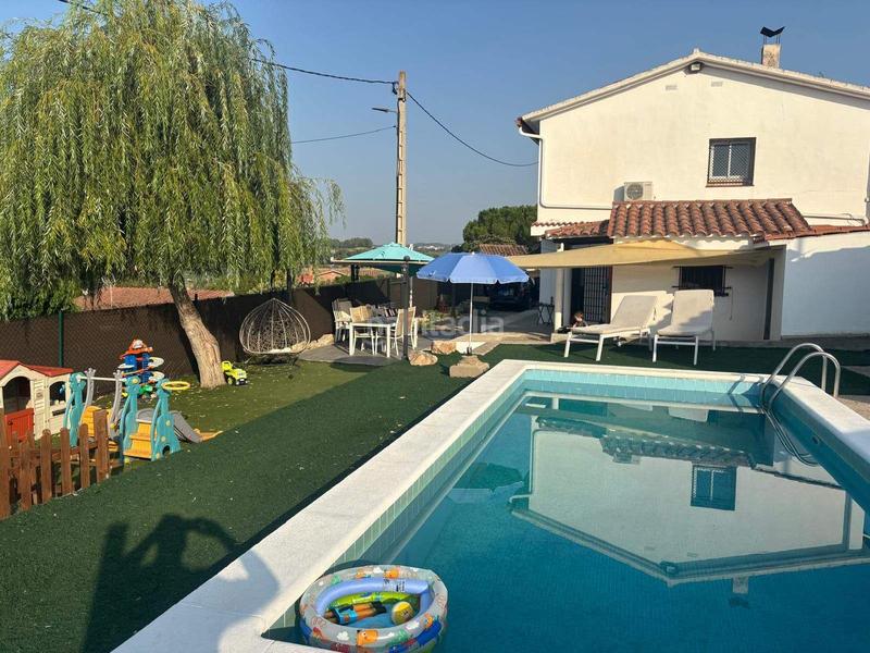 Foto 1d203b53-b116-4926-aa0c-0a98efc4794b. Casa a Gelida