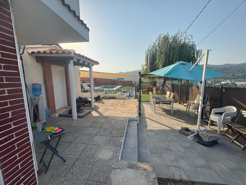 Foto bbe3203c-f5fb-4f45-8ae2-1ba280a76563. Casa a Gelida