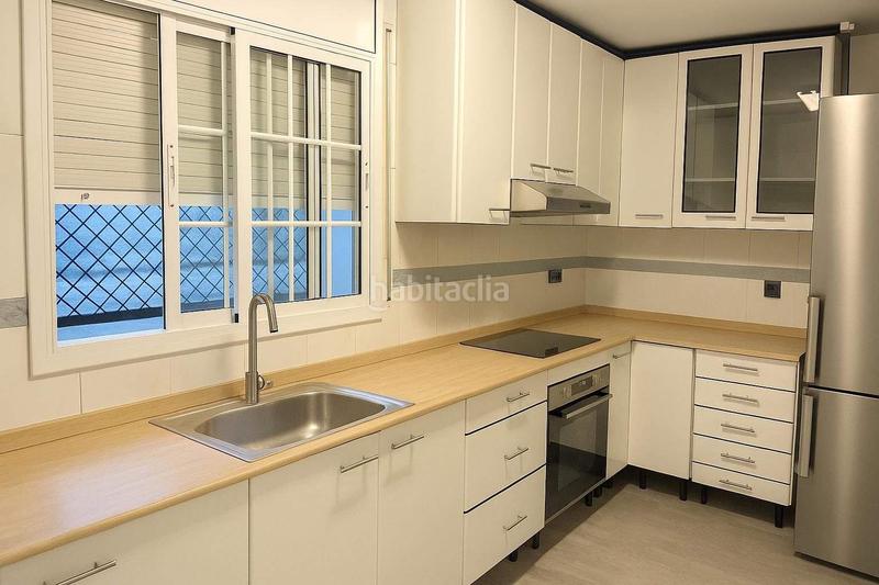 Foto bda4fa7b-7047-4967-9fc8-e30dab95832b. Casa a Gelida