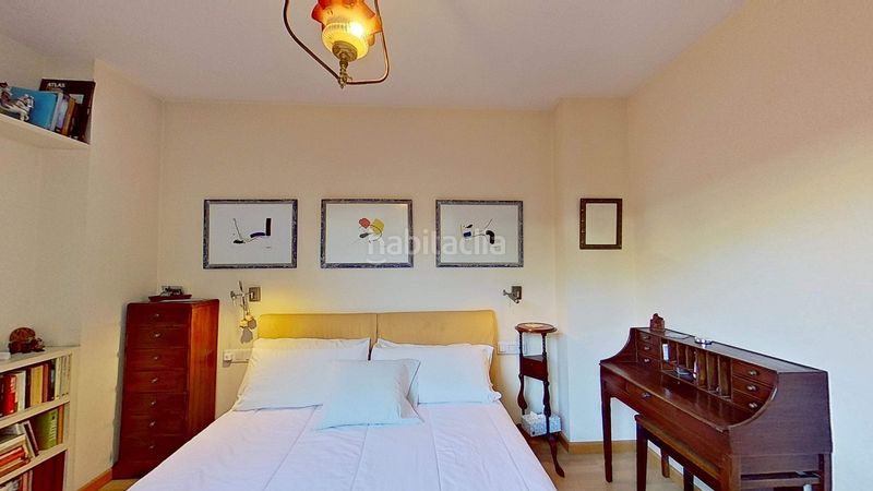 Foto 129ab81e-b05c-4227-80c5-273c68f949e3. Duplex con riscaldamento in Sants Barcelona
