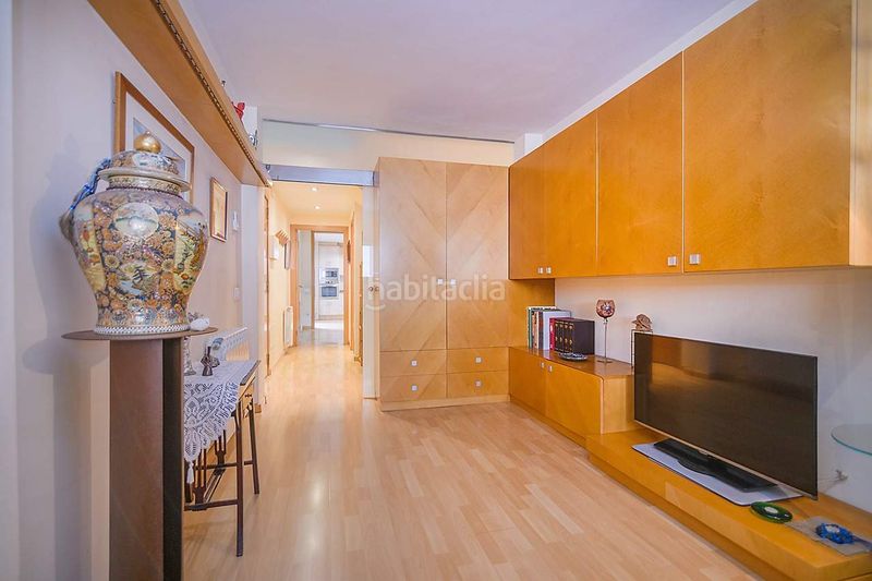 Foto 6e38290d-b194-47ed-b98c-7b47b07482a3. Duplex con riscaldamento in Sants Barcelona