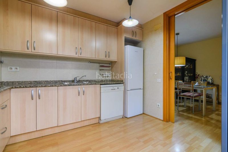 Foto 9d3fd7c2-a032-47d1-9b1c-12c82a3af30e. Duplex con riscaldamento in Sants Barcelona