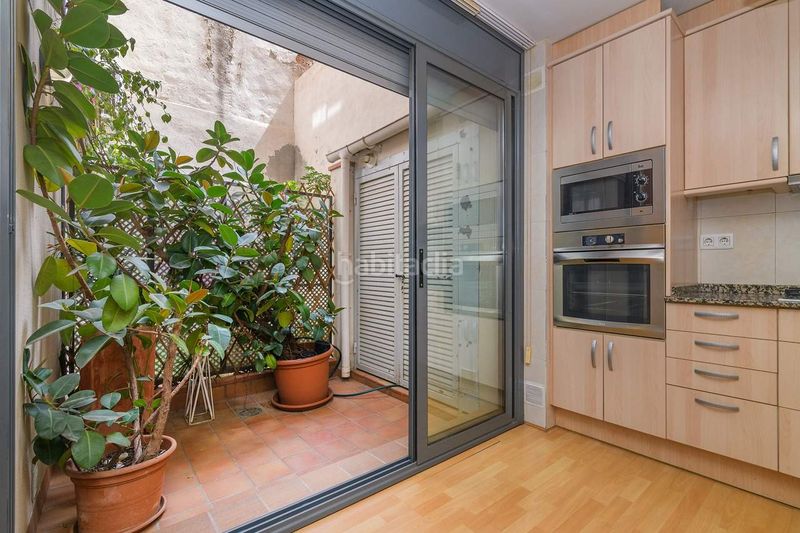 Foto a7de900f-923d-44b3-8b99-dd5095e56657. Duplex con riscaldamento in Sants Barcelona
