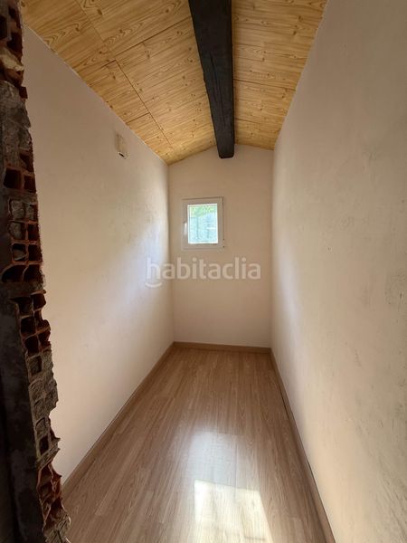 Foto 3369f88b-3ec6-4b94-aaeb-ab0714d4c5f3. Casa amb calefacció aparcament piscina a Cabrera d´Anoia