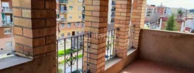 Foto 069db6e9-6c28-460b-ac7f-dea47d0dcbf9. Casa amb aparcament a Pallejà