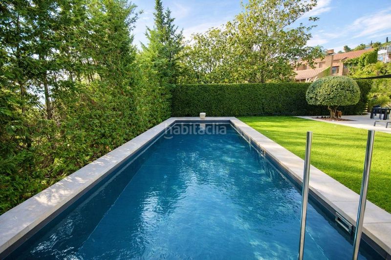 Foto 14d6d7b5-e69c-4ede-8cdc-33269646f88c. Casa amb calefacció aparcament piscina a Ciutat Diagonal Esplugues de Llobregat