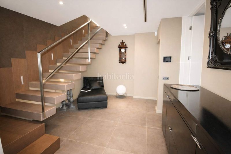 Foto 1d31add0-e836-4211-895c-e48002357f19. Casa amb calefacció aparcament piscina a Ciutat Diagonal Esplugues de Llobregat