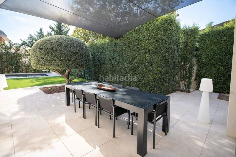 Foto 8b12379e-7774-4d7a-bb7b-e82285bd3b98. Casa amb calefacció aparcament piscina a Ciutat Diagonal Esplugues de Llobregat
