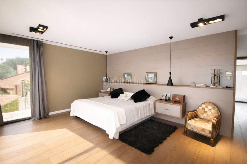 Foto a173e58b-c05b-4918-8c04-3dbd3d205d72. Casa amb calefacció aparcament piscina a Ciutat Diagonal Esplugues de Llobregat