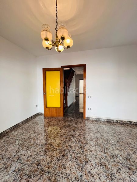 Foto d3283fb8-b235-4ae1-b885-fabd24103501. Casa amb calefacció aparcament a Sant Joan Vilanova i la Geltrú