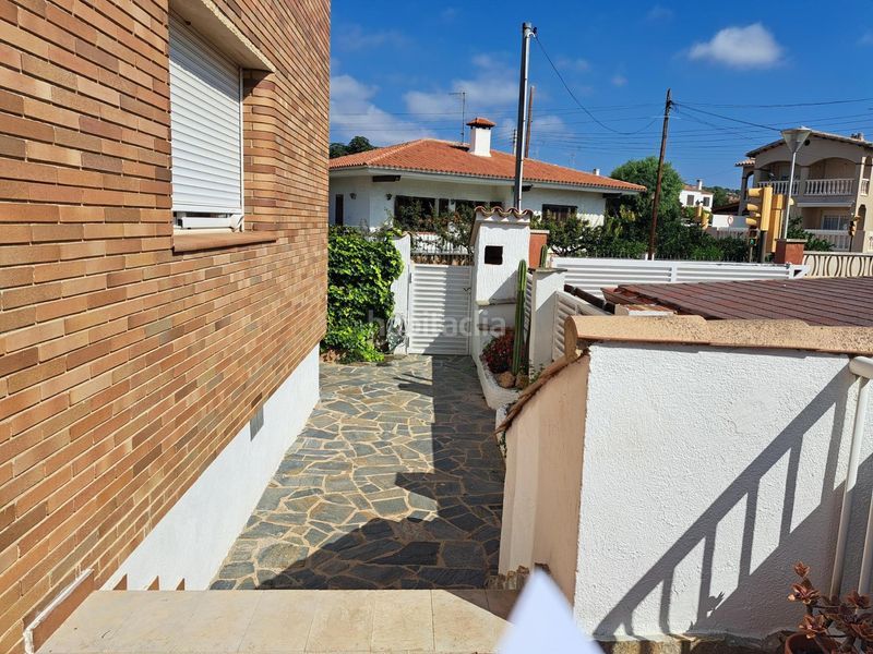 Foto b8fccd39-d0cb-40a0-b793-fcb17099e88d. Maison avec parking piscine dans Roda de Barà