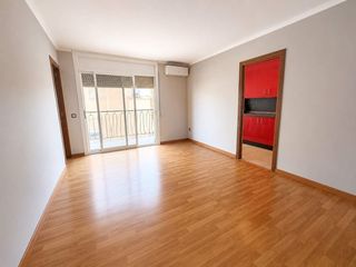 Etagenwohnung  Avenida barcelona 49. Urgente piso para vender en cunit listo para entrar a vivir