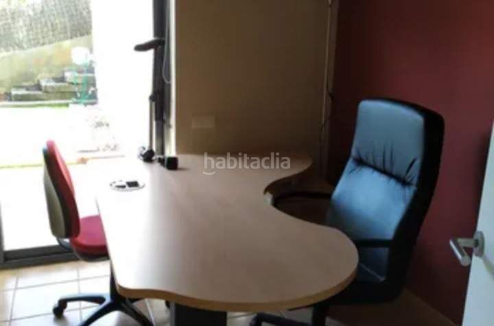 Foto a95c194e-61b4-49c6-bca9-8e7bf04fe495. Casa amb aparcament piscina a Corbera de Llobregat