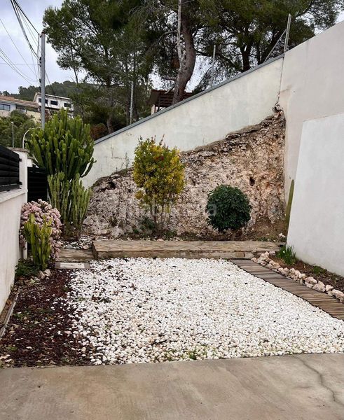 Foto 4b65cdfd-bbd7-4c0c-a9be-97ba3ed65f3c. Casa amb calefacció aparcament piscina a Levantina - Montgavina - Quintmar Sitges