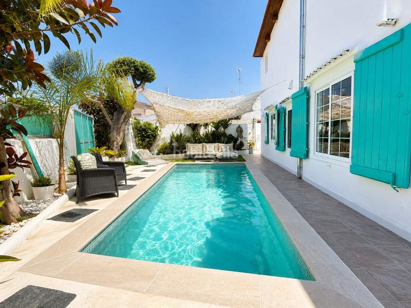 Foto a531e3f8-da9a-4e2f-bd3a-495ffec9770d. Casa a carrer holanda 2 a Can Pei Sitges