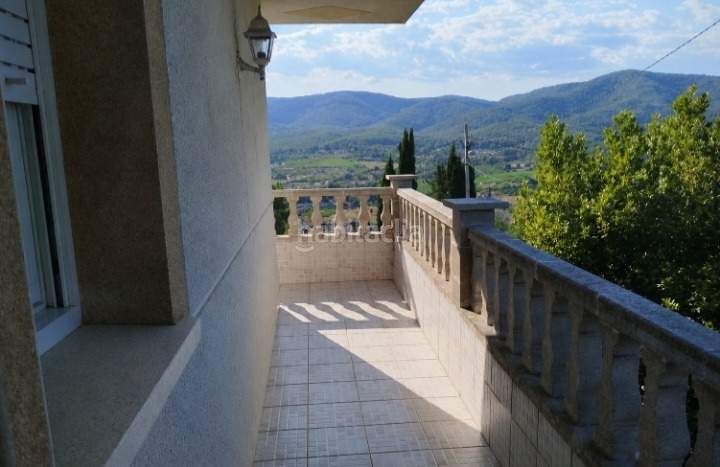 Foto 5400e27a-e458-4526-aeb4-78a49f75bacc. Casa amb calefacció aparcament a Olesa de Bonesvalls