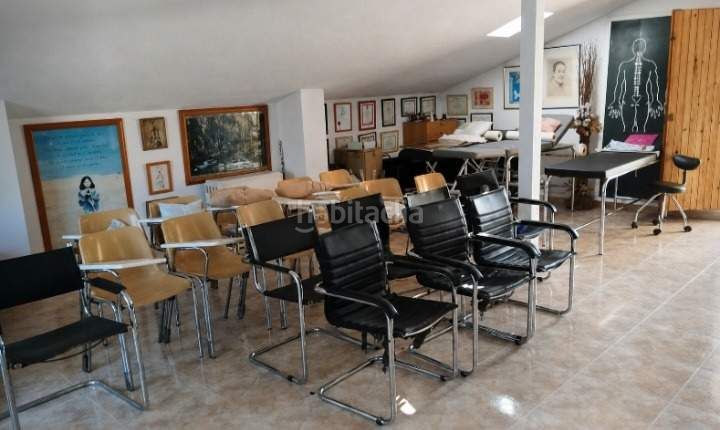 Foto a2017c3e-70e2-419d-bb65-7969ad24fc6d. Casa amb calefacció aparcament a Olesa de Bonesvalls