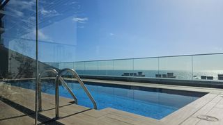 Affitto Appartamento  Miquel xirgu rico. Estancia frente al mar obra nueva doble a con piscina en badalon