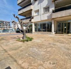 Local Comercial a Avenida Barcelona